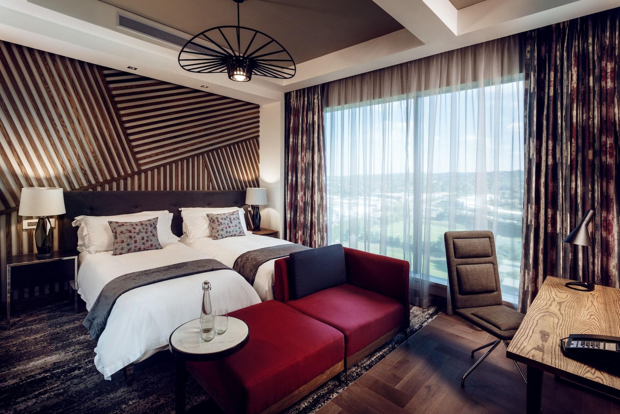 The Maslow Hotel, Time Square Pretoria Bagian luar foto